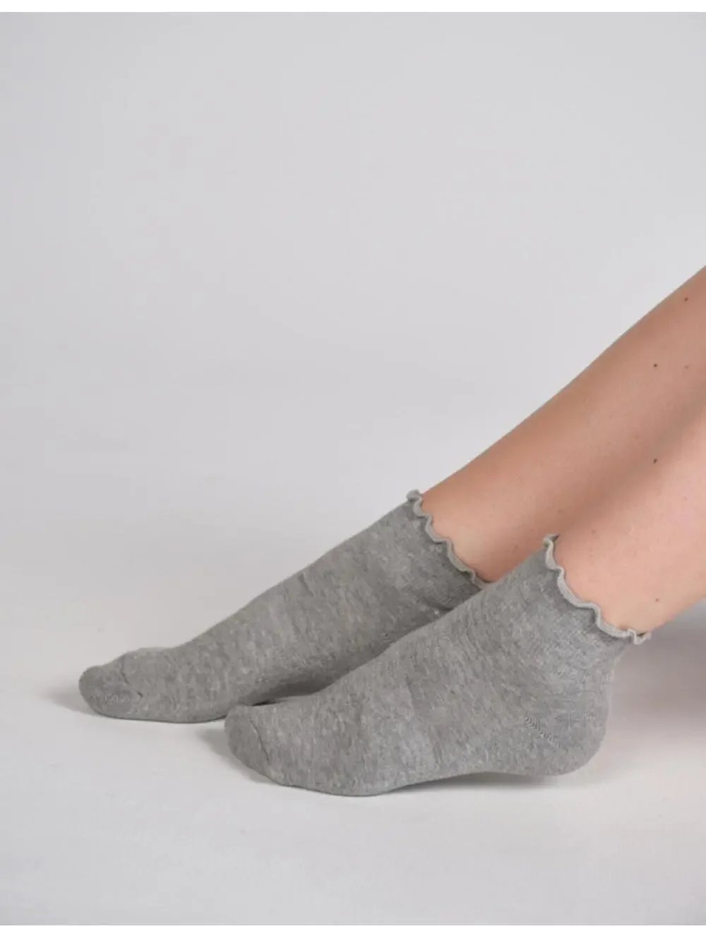 🆕 lucky honey Everyday Ruffle Cropped Crew Sock